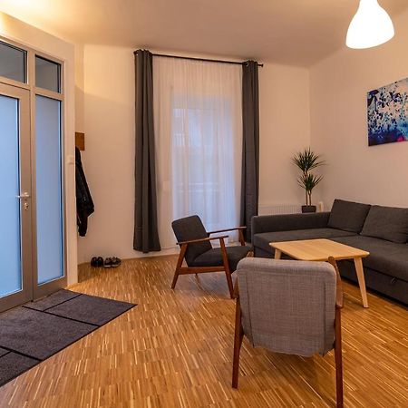 Flataid Apartment Jakob-Redtenbacher-Gasse I Graz Bagian luar foto
