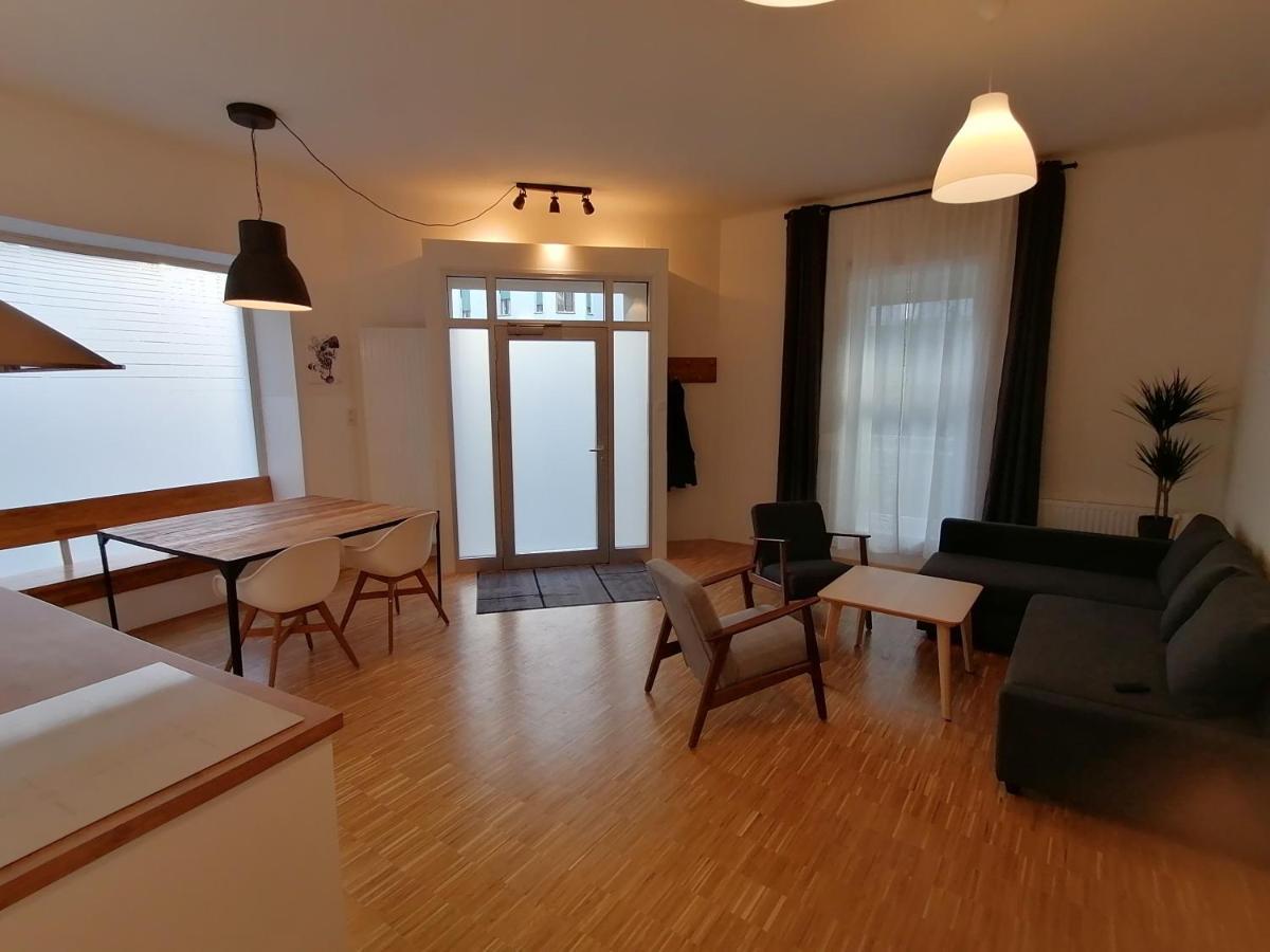 Flataid Apartment Jakob-Redtenbacher-Gasse I Graz Bagian luar foto