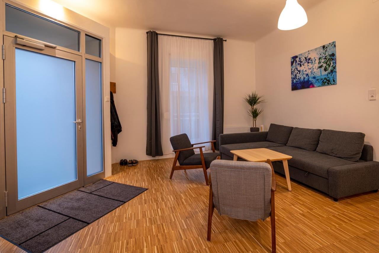 Flataid Apartment Jakob-Redtenbacher-Gasse I Graz Bagian luar foto