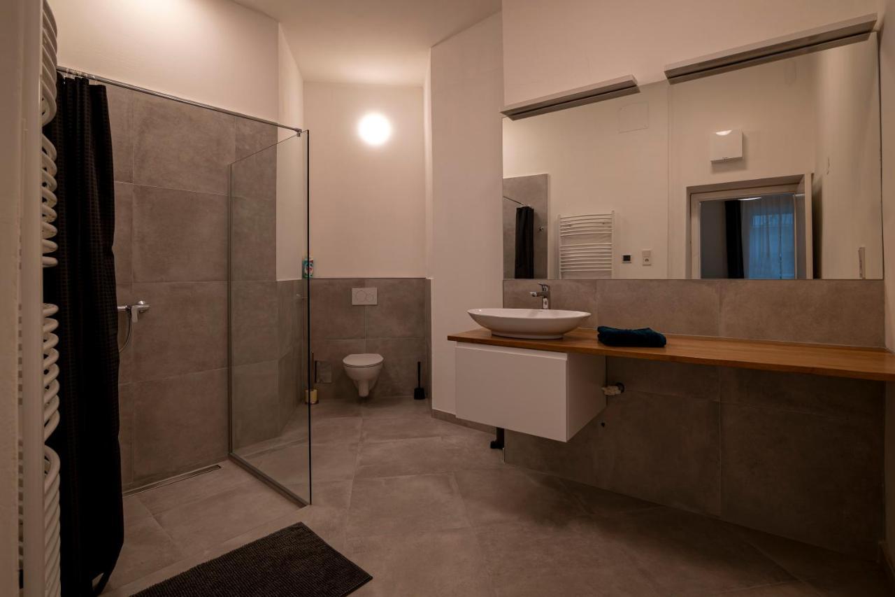 Flataid Apartment Jakob-Redtenbacher-Gasse I Graz Bagian luar foto