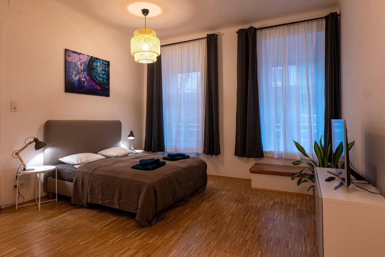 Flataid Apartment Jakob-Redtenbacher-Gasse I Graz Bagian luar foto